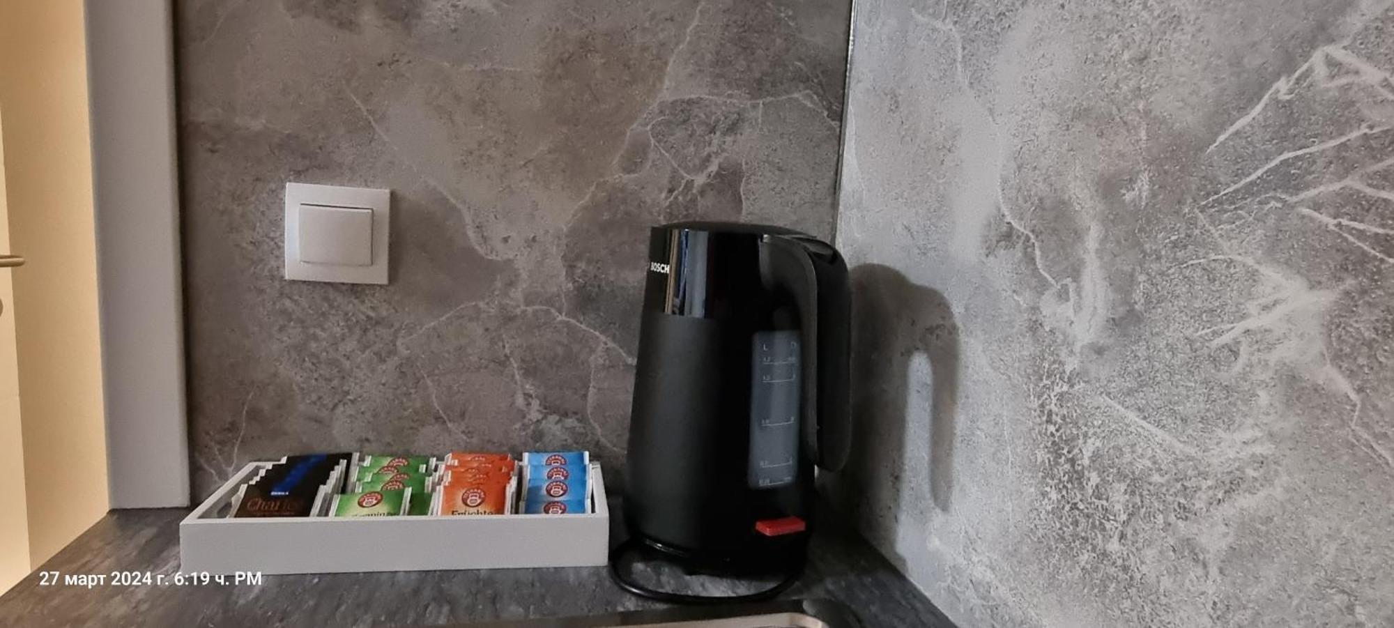 Studio Apartment Naehe S-Bahn Inklusive Parkplatz Oberesslingen Dış mekan fotoğraf