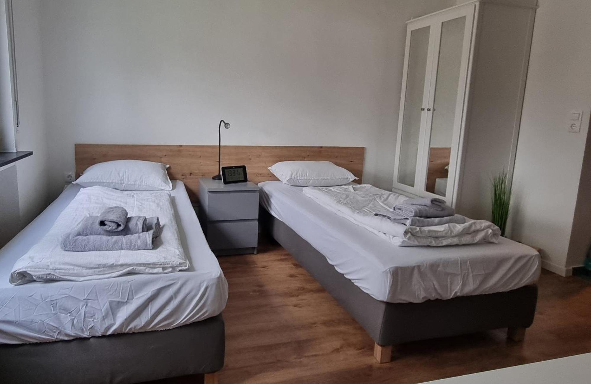 Studio Apartment Naehe S-Bahn Inklusive Parkplatz Oberesslingen Dış mekan fotoğraf